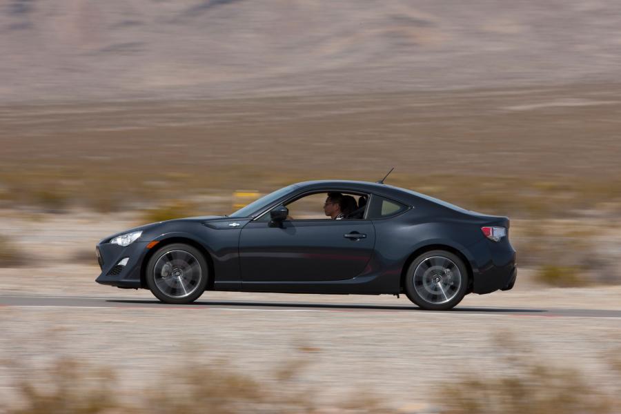 Scion FR-S 2013 года  (фото 129 из 192)
